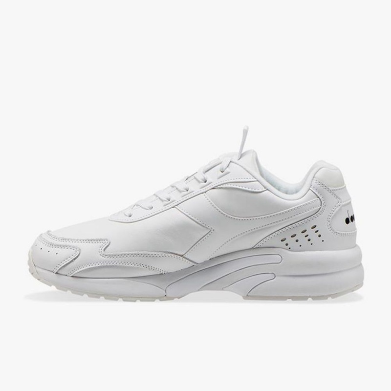 Diadora Distance Lave Sneakers Hvite | XNTUQMW-07